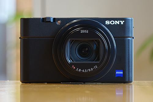 DSC-RX100M6,RX100VI,開梱レビュー,ソニーストア,sony,24-200mm,広角望遠レンズ