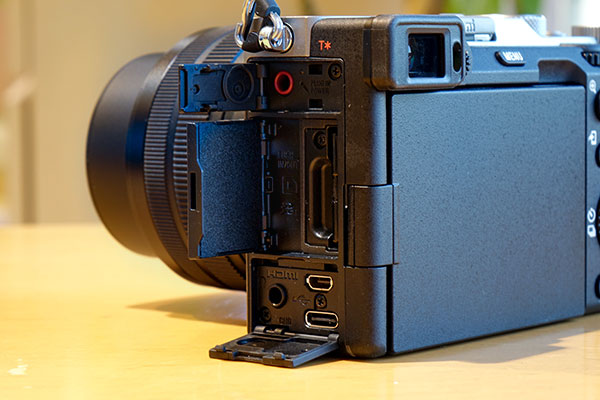 α7C,ilce-7c,デジタル一眼カメラ,コンパクトフルサイズ,開梱レビュー